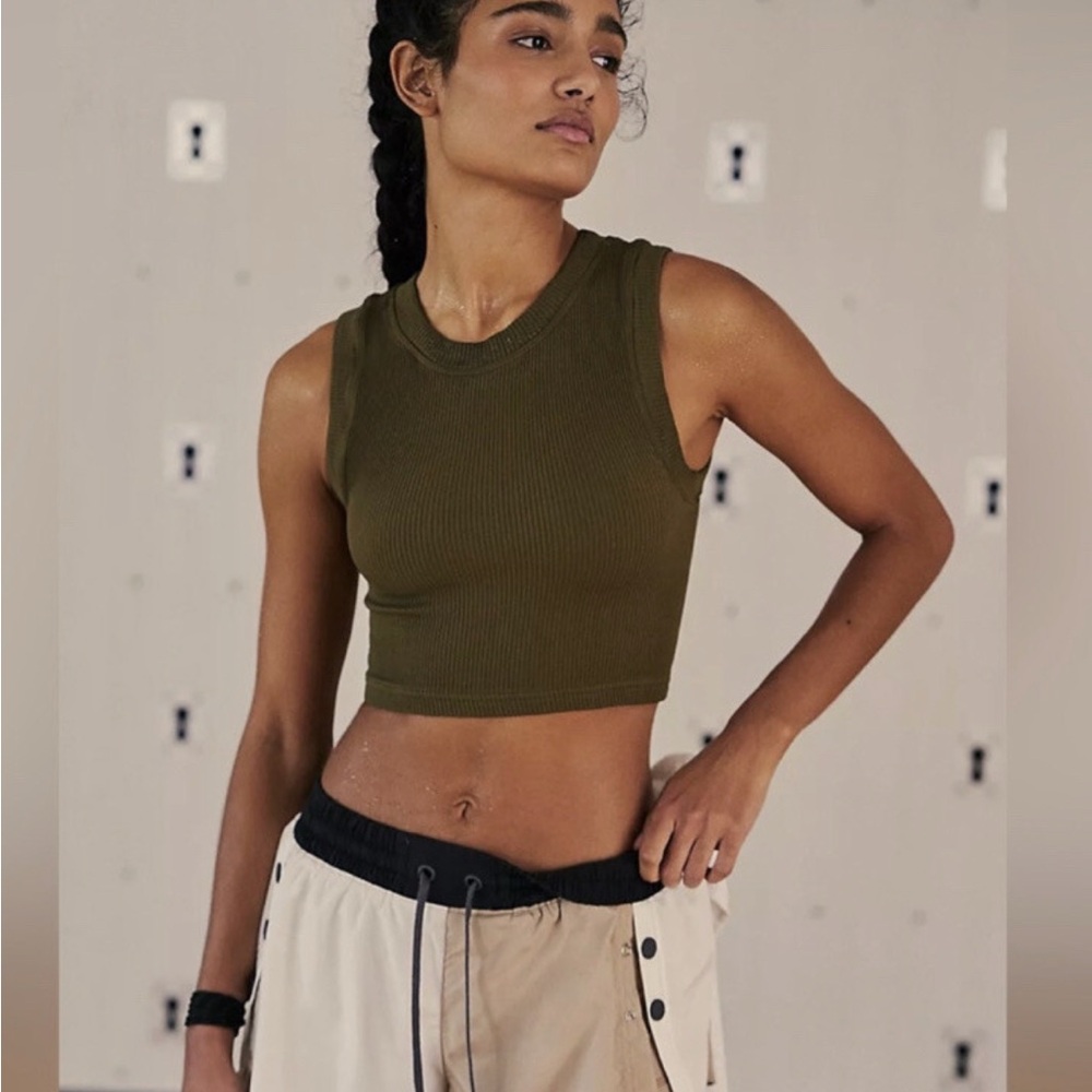 Free People Movement Happiness Runs Muscle Tank Dark Olive XL With Logo